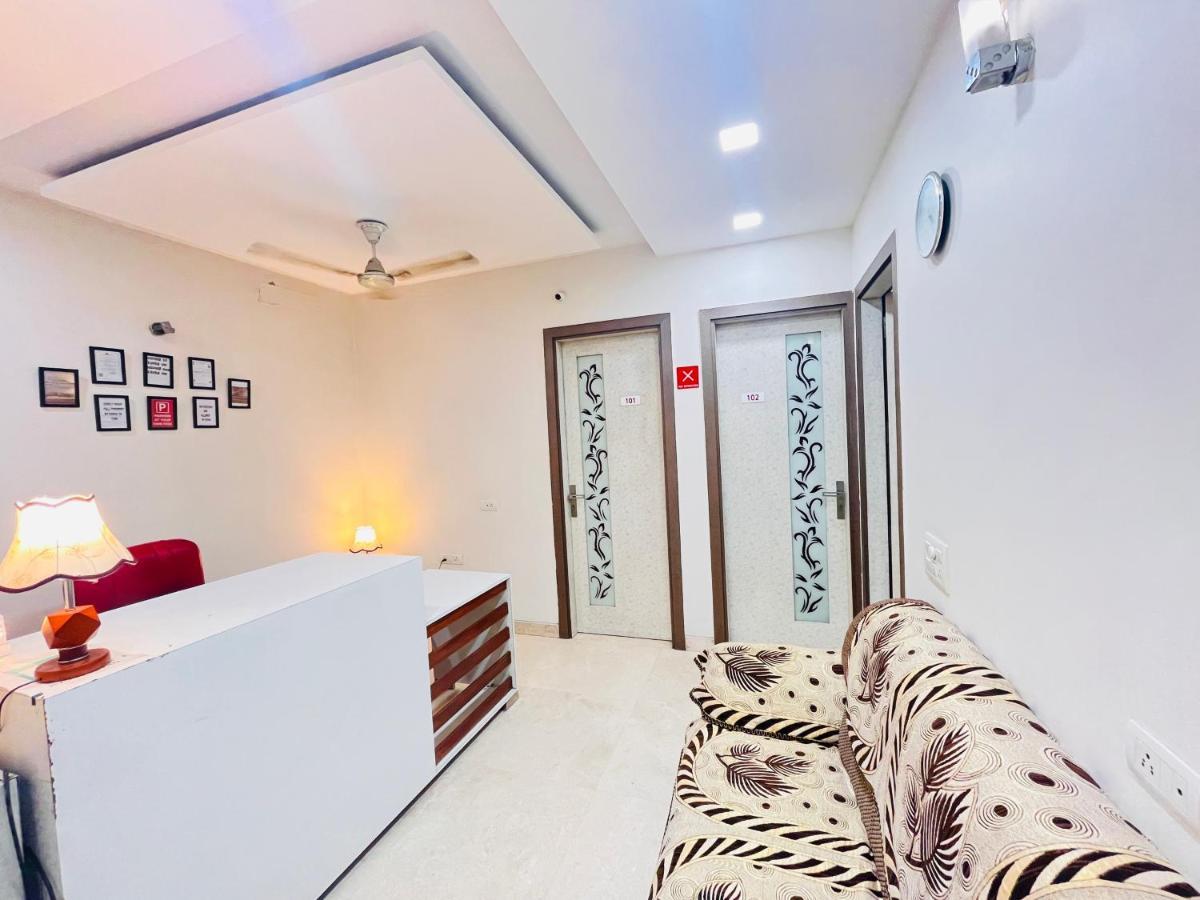 Hotel Park Pride Pitampura New Delhi, Couple Friendly Exterior photo